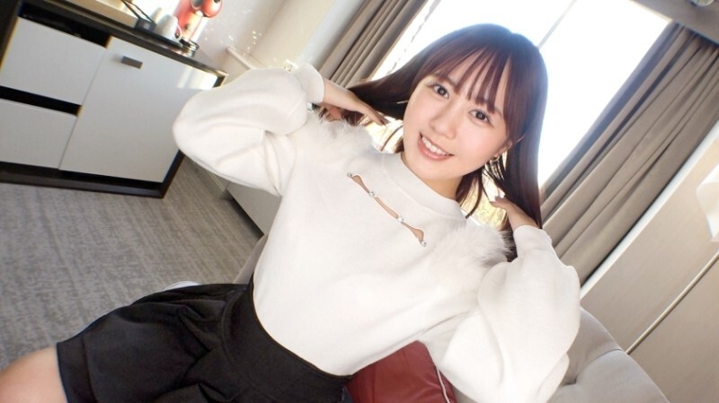 SIRO-5481 “전문가의 기술을 써보고 싶어요…” 부드럽고 온순한 마사지녀 나나짱(20), 청순한 외모와 달리 사실은 15명의 남자를 거친 밝히는 암캐였다
